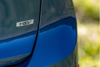 Jeep Compass e-Hybrid vs KIA Niro Hybrid vs Renault Arkana E-Tech